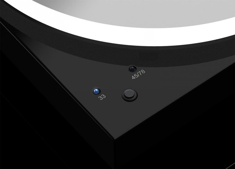 Pro-Ject X1 piano black