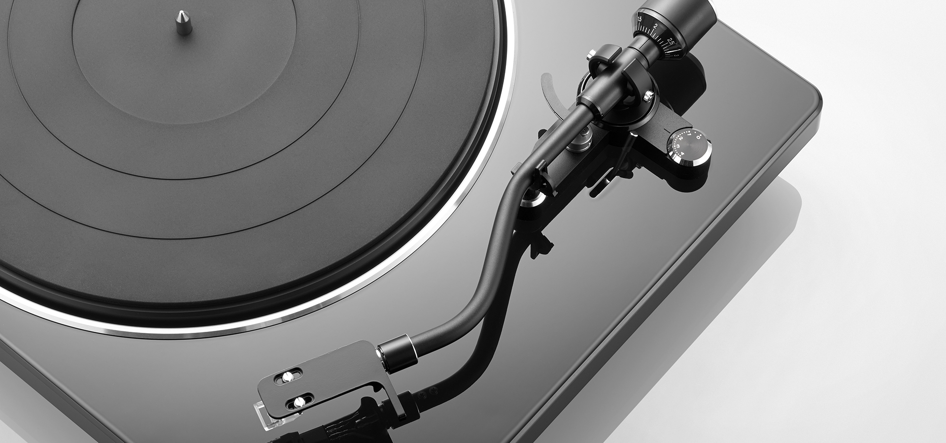 Denon DP-400 black