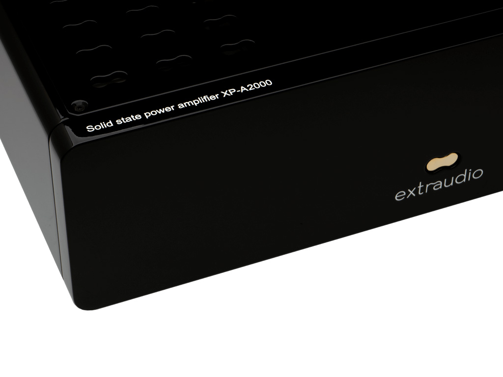 Extraudio XP-A2000 Ultra Power Amplifier Reference black/gold