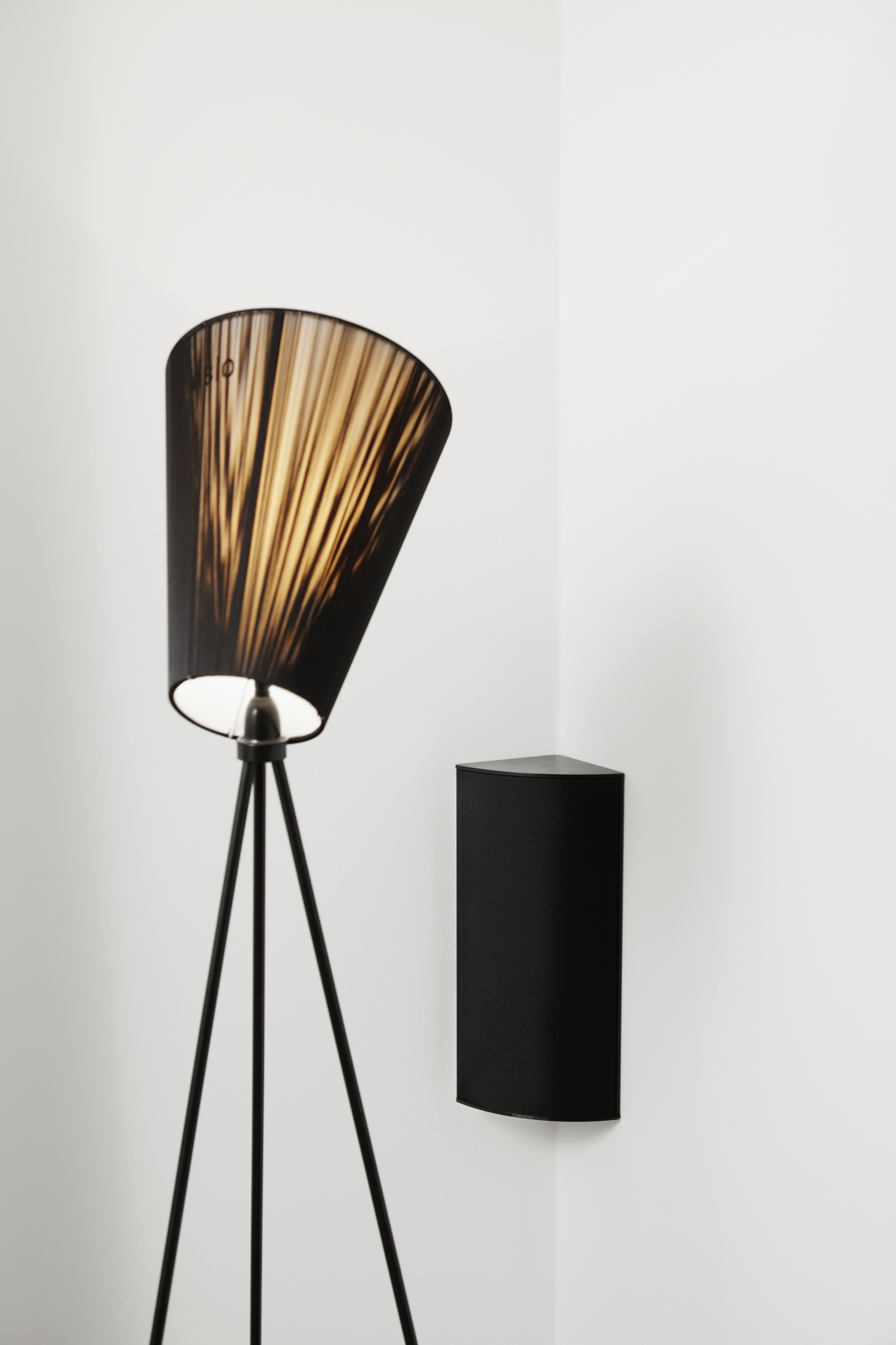 Cornered Audio С5TRM black