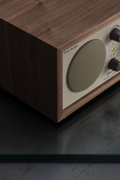 Tivoli Model One BT classic walnut