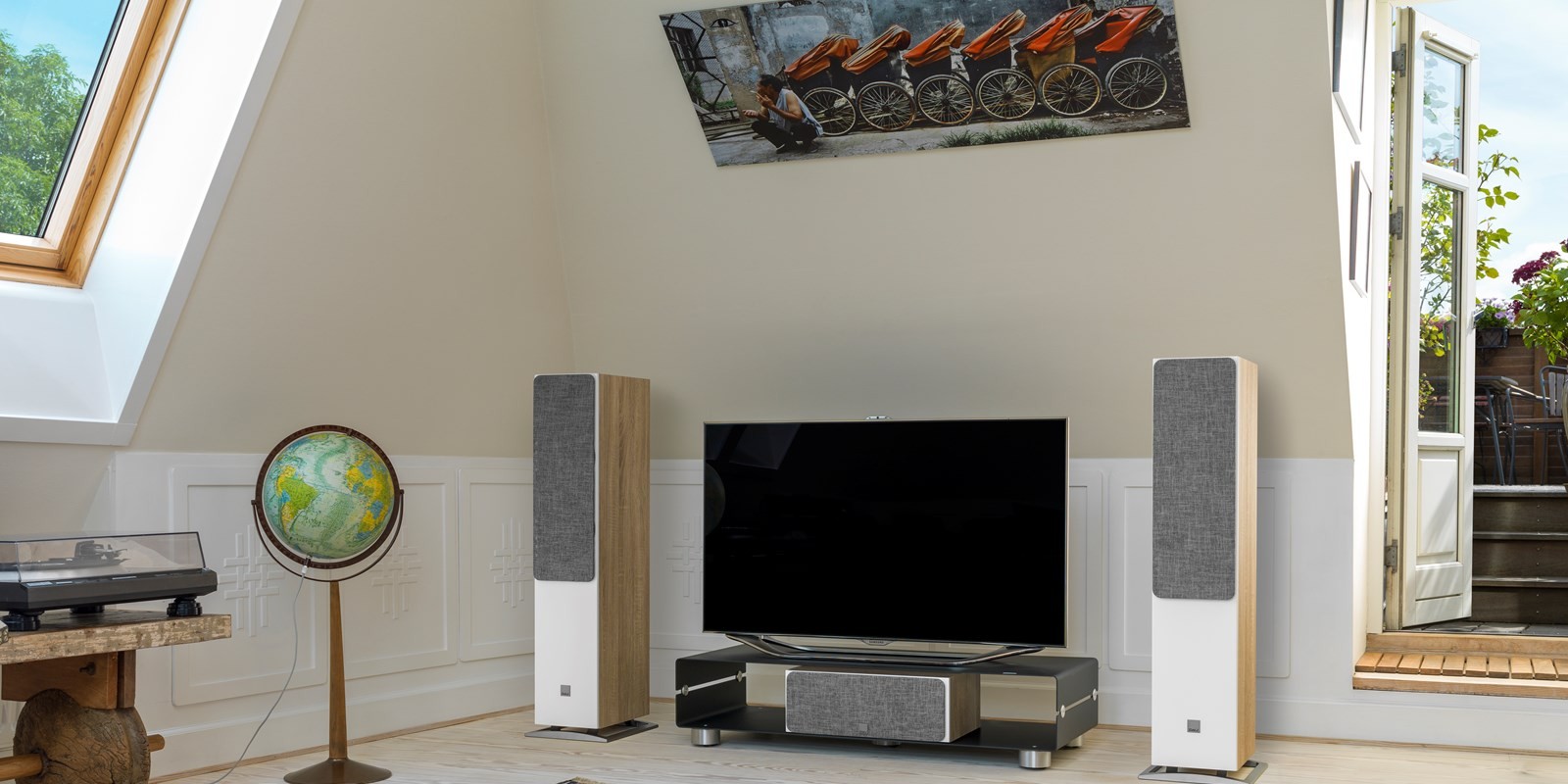 DALI Oberon 7 light oak