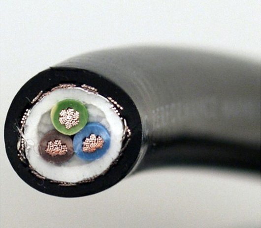 QED Performance Qonduit Mains Cable QE3097