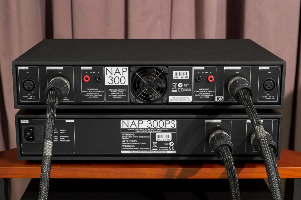 Naim_NAP_300-5.jpg