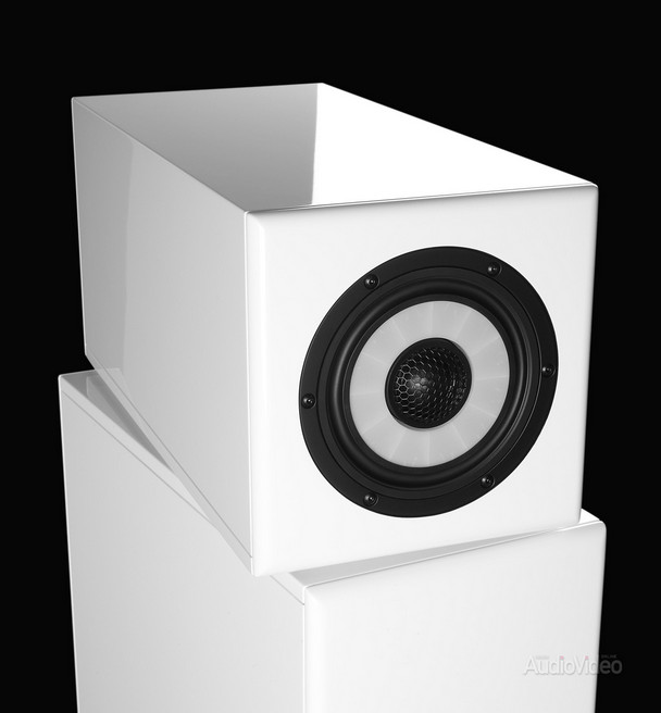 Vienna_Acoustics_Liszt_03.jpg Vienna_Acoustics_Liszt_03.jpg