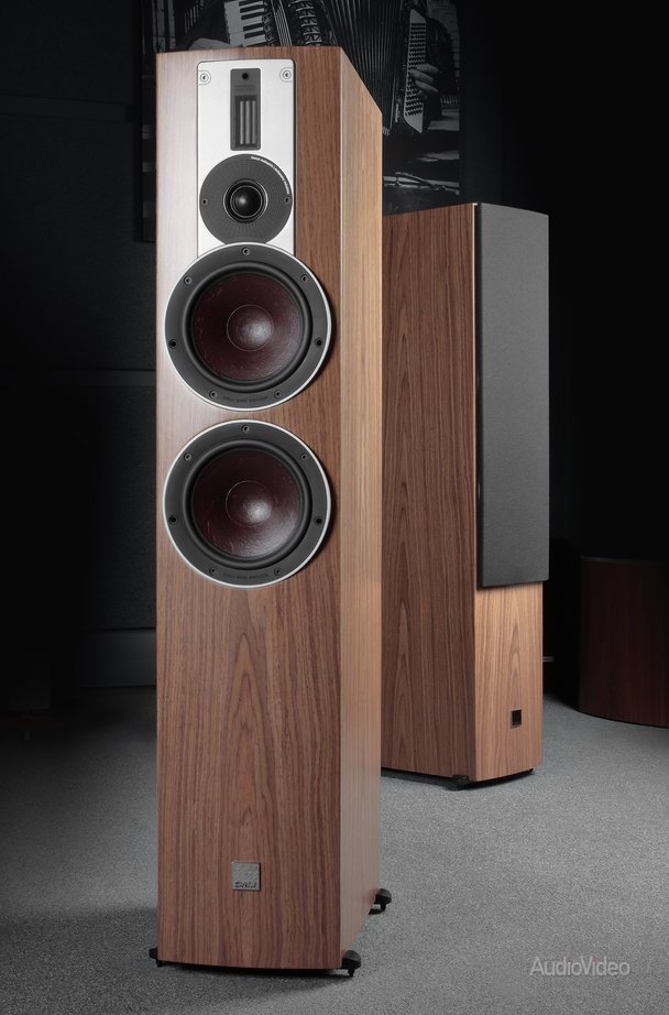 Cambridge_Audio_Edge_014.jpg