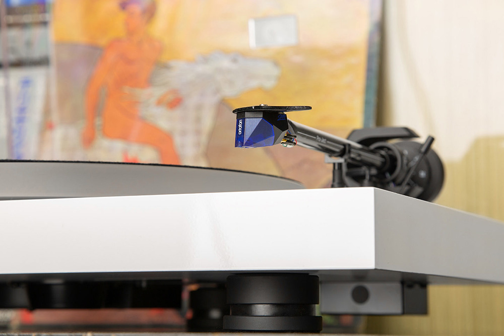 pro-ject-x1-02.jpg