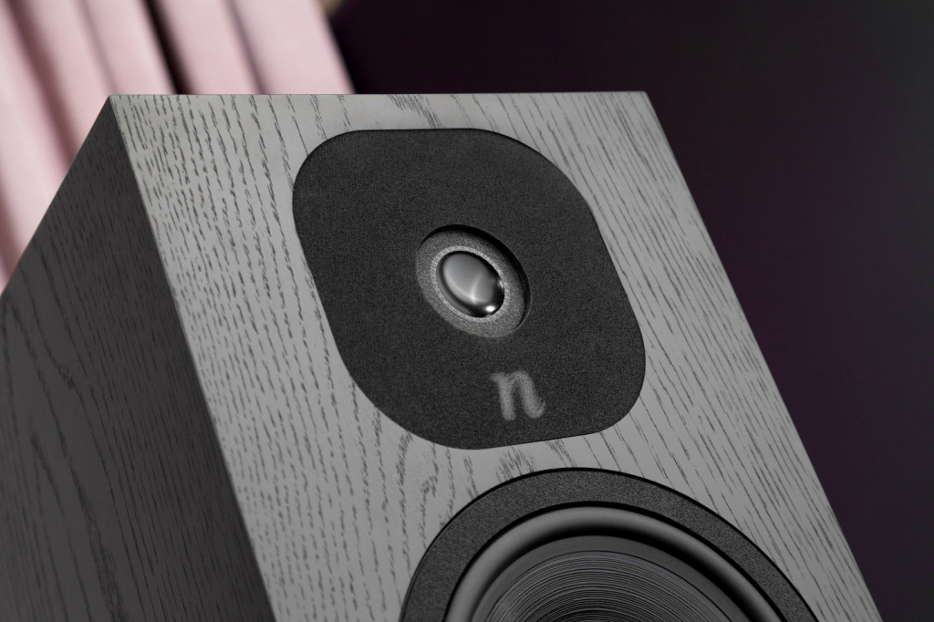Neat Momentum SX5i_2.jpg