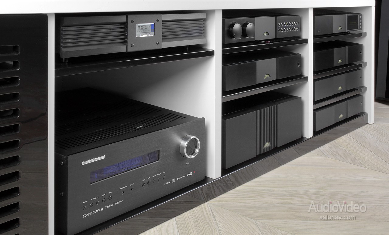 Naim_and_Totem_Acoustic_system_010.jpg